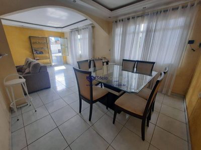 Sobrado, 3 quartos, 291 m² - Foto 1