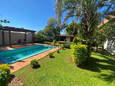 Casa, 3 quartos, 265 m² - Foto 1