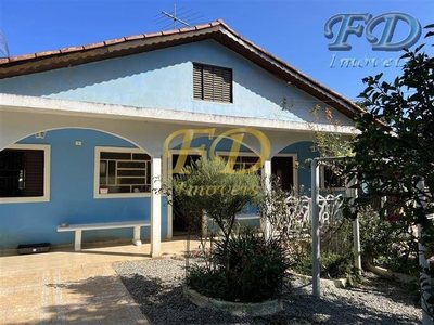 Chácara, 3 quartos, 1500 m² - Foto 1