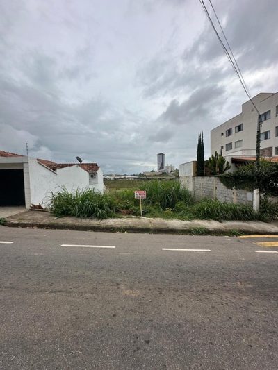 Terreno, 387 m² - Foto 1