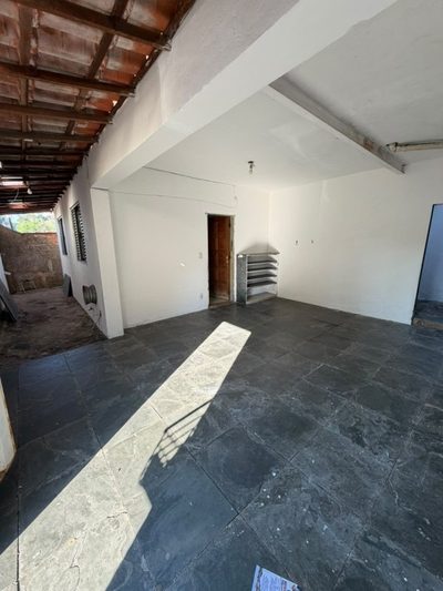 Casa, 2 quartos, 360 m² - Foto 2