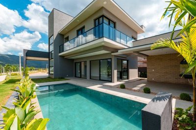 Casa, 3 quartos, 304 m² - Foto 1