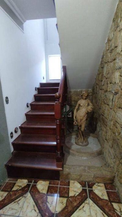 Casa, 3 quartos, 240 m² - Foto 4