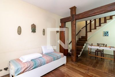 Casa, 3 quartos, 208 m² - Foto 3