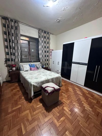 Casa, 3 quartos, 293 m² - Foto 2