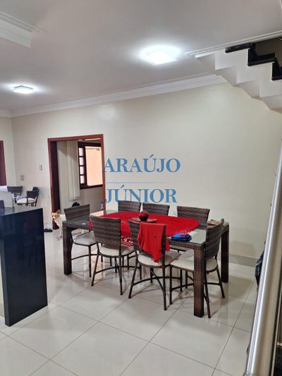 Casa, 3 quartos, 250 m² - Foto 5