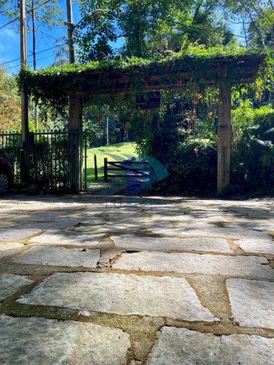 Casa, 4 quartos, 240 m² - Foto 2