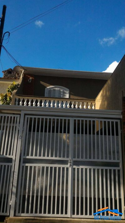 Sobrado, 3 quartos, 306 m² - Foto 1