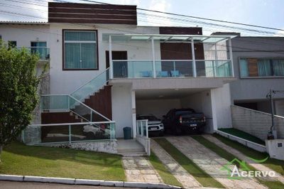 Casa, 3 quartos, 216 m² - Foto 1