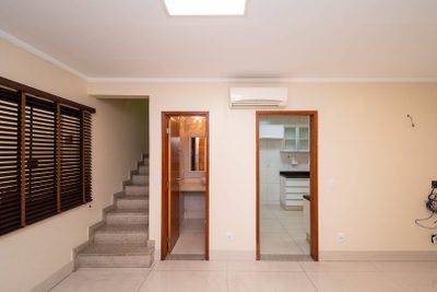 Casa, 4 quartos, 197 m² - Foto 2