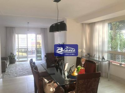 Apartamento, 3 quartos, 200 m² - Foto 1