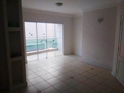 Apartamento, 3 quartos, 100 m² - Foto 1