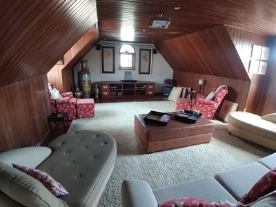 Sobrado, 4 quartos, 465 m² - Foto 1