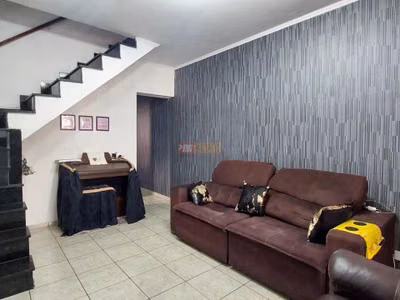 Sobrado, 3 quartos, 206 m² - Foto 2