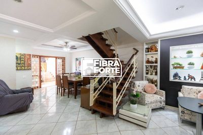 Casa, 4 quartos, 300 m² - Foto 4