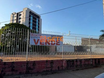 Loteamento e Condomínio, 1063 m² - Foto 1
