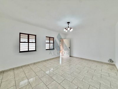 Casa, 4 quartos, 220 m² - Foto 1