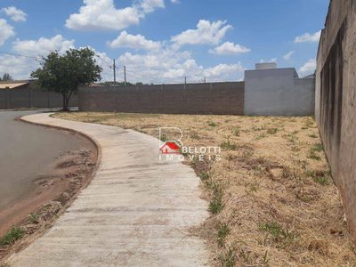 Terreno, 303 m² - Foto 2
