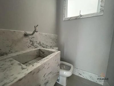 Casa, 3 quartos, 220 m² - Foto 3