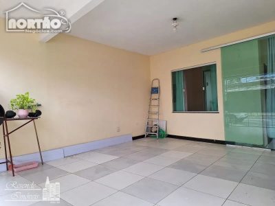 Casa, 5 quartos, 170 m² - Foto 2