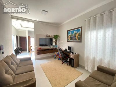 Casa, 3 quartos, 115 m² - Foto 2