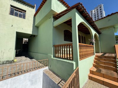 Casa, 3 quartos, 163 m² - Foto 2