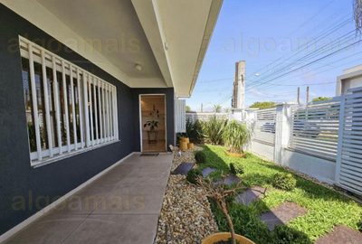 Casa, 3 quartos, 194 m² - Foto 1