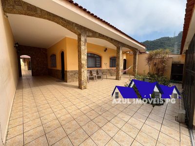 Casa, 3 quartos, 219 m² - Foto 1