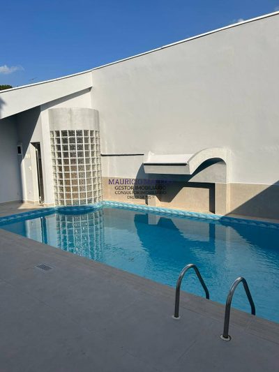 Casa, 4 quartos, 329 m² - Foto 2