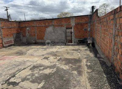 Casa, 2 quartos, 52 m² - Foto 1