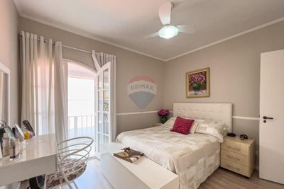 Casa, 4 quartos, 320 m² - Foto 1
