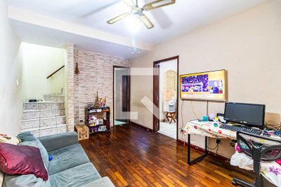 Casa, 3 quartos, 250 m² - Foto 1