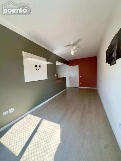 Casa, 2 quartos, 49 m² - Foto 1
