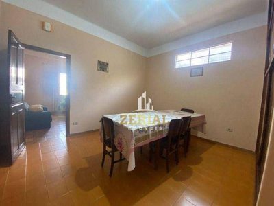 Casa, 3 quartos, 258 m² - Foto 4