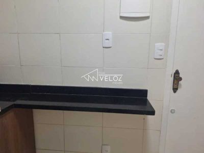 Apartamento, 1 quarto, 27 m² - Foto 1