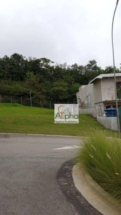 Loteamento e Condomínio, 631 m² - Foto 1