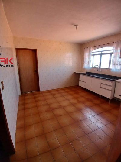 Casa, 5 quartos, 300 m² - Foto 3