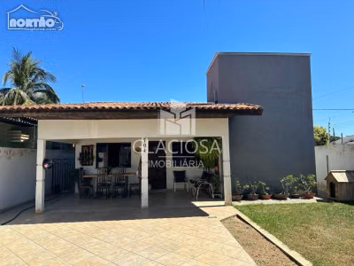 Casa, 4 quartos, 136 m² - Foto 3
