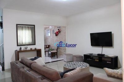 Sobrado, 3 quartos, 165 m² - Foto 1