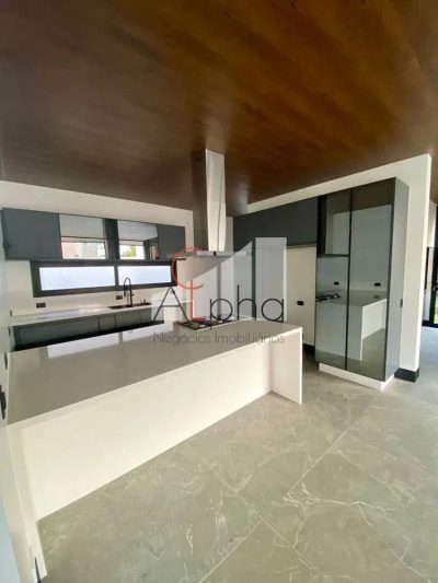Sobrado, 4 quartos, 566 m² - Foto 2