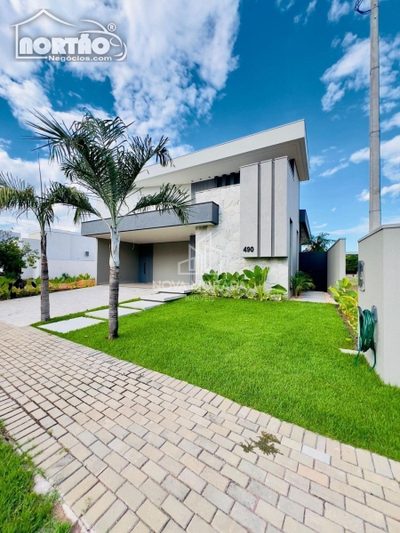 Casa, 4 quartos, 224 m² - Foto 1