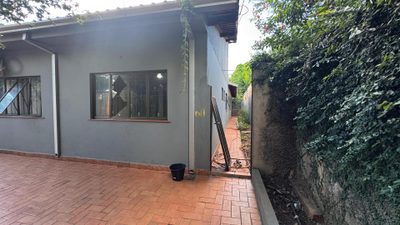 Casa, 3 quartos, 242 m² - Foto 4
