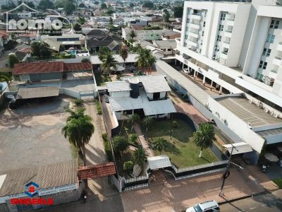 Casa, 5 quartos, 600 m² - Foto 1