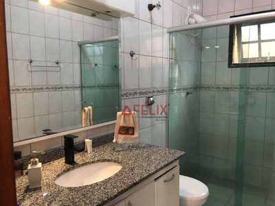 Casa, 3 quartos, 208 m² - Foto 4