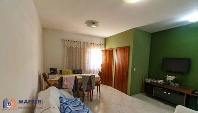 Casa, 5 quartos, 233 m² - Foto 4