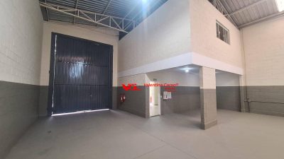 Depósito-Galpão, 330 m² - Foto 2
