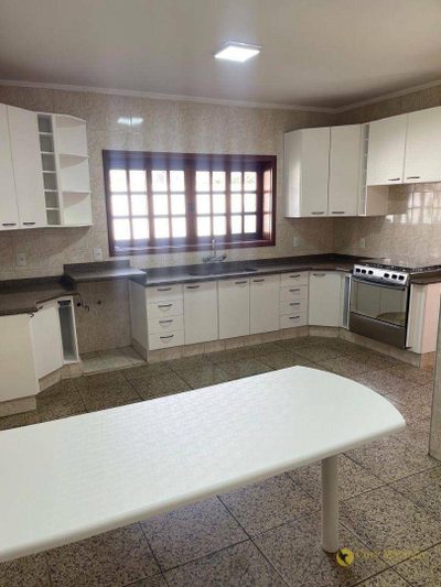 Casa, 4 quartos, 311 m² - Foto 4