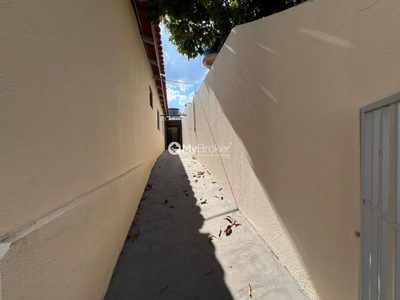 Casa, 3 quartos, 223 m² - Foto 2