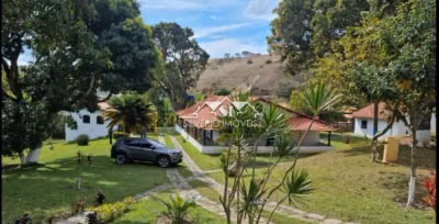 Sítio, 15 quartos, 9000 m² - Foto 1