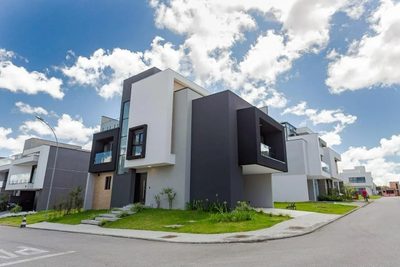 Casa, 3 quartos, 244 m² - Foto 1